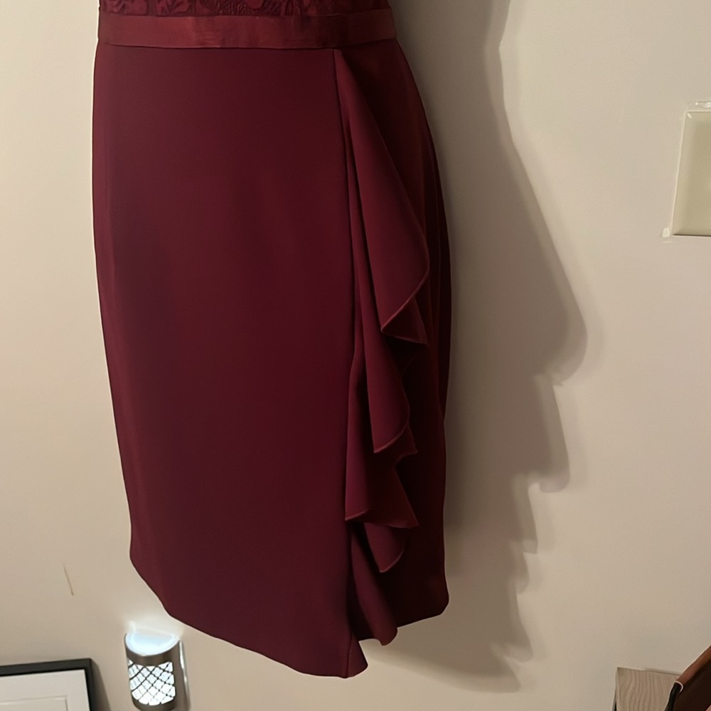 Burgundy women’s dress - Picture 2 of 3